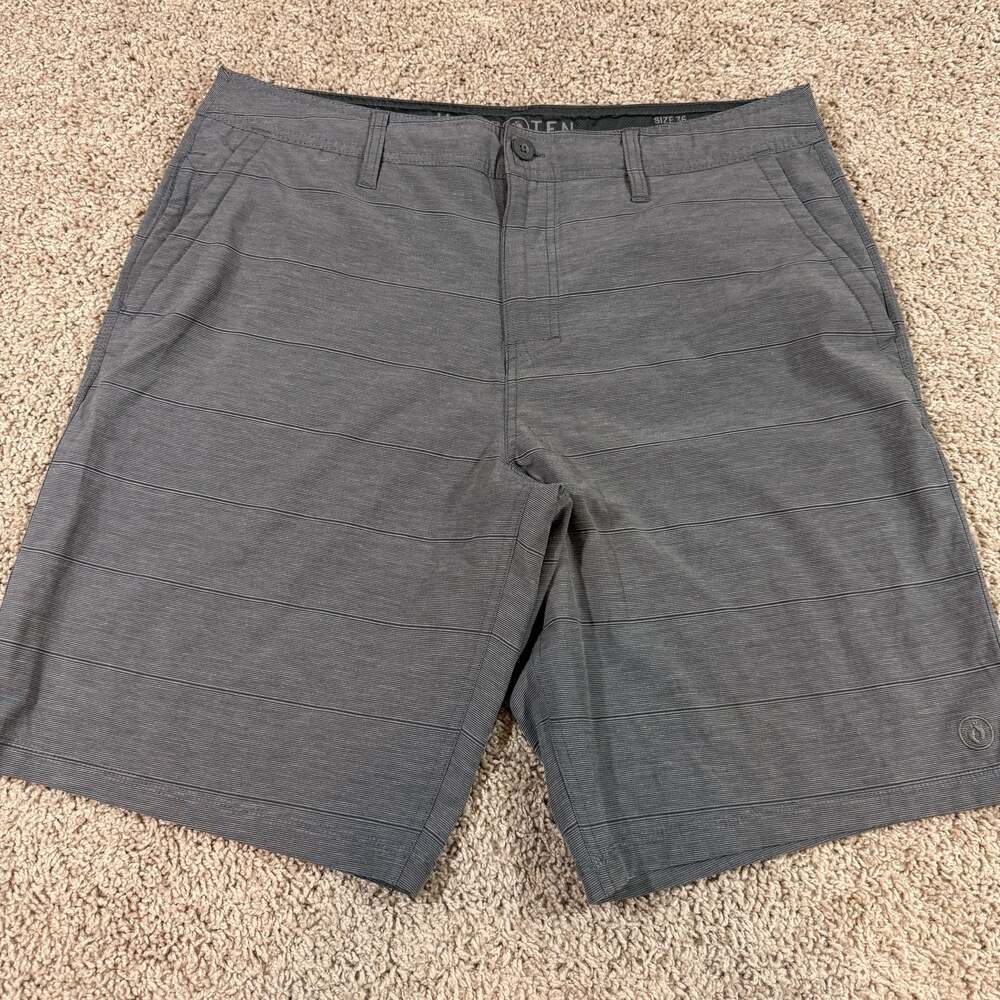 Hang Ten Hybrid Shorts Mens 36 Gray Striped Stretch Golf Casual Chino Flat Front